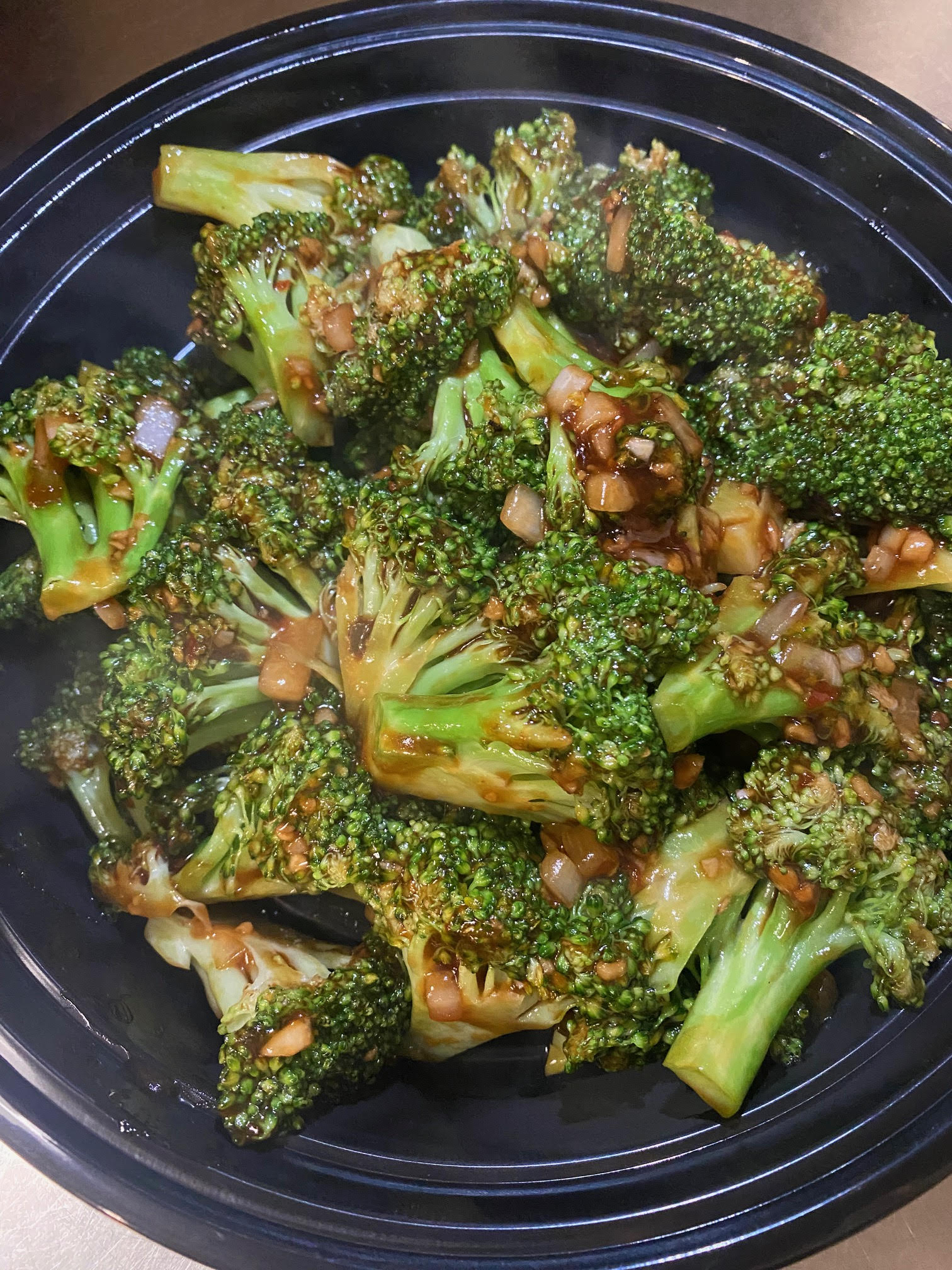 🌶 Sautéed Broccoli with Garlic Sauce